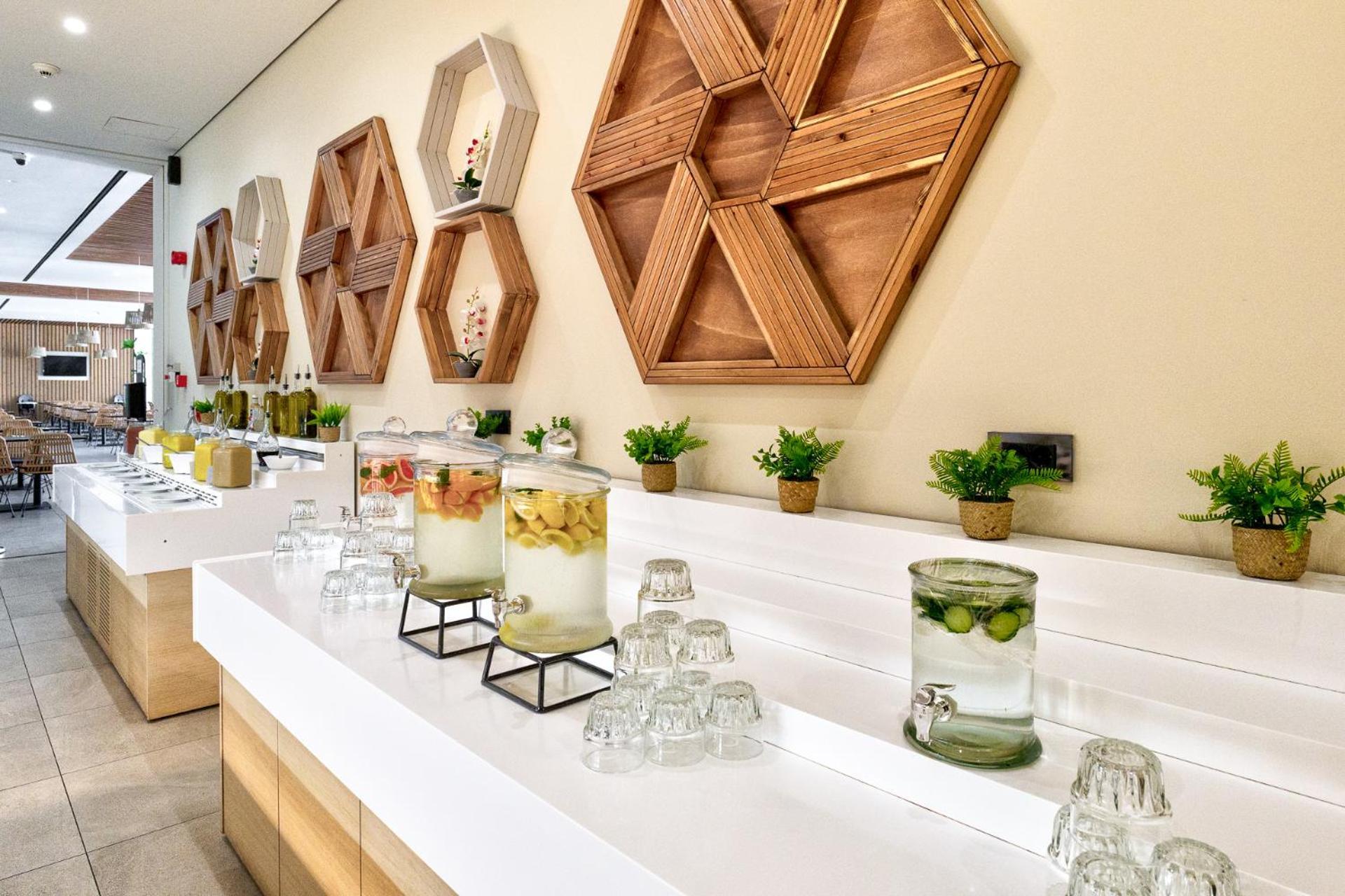 White Olive Elite Laganas Otel Dış mekan fotoğraf