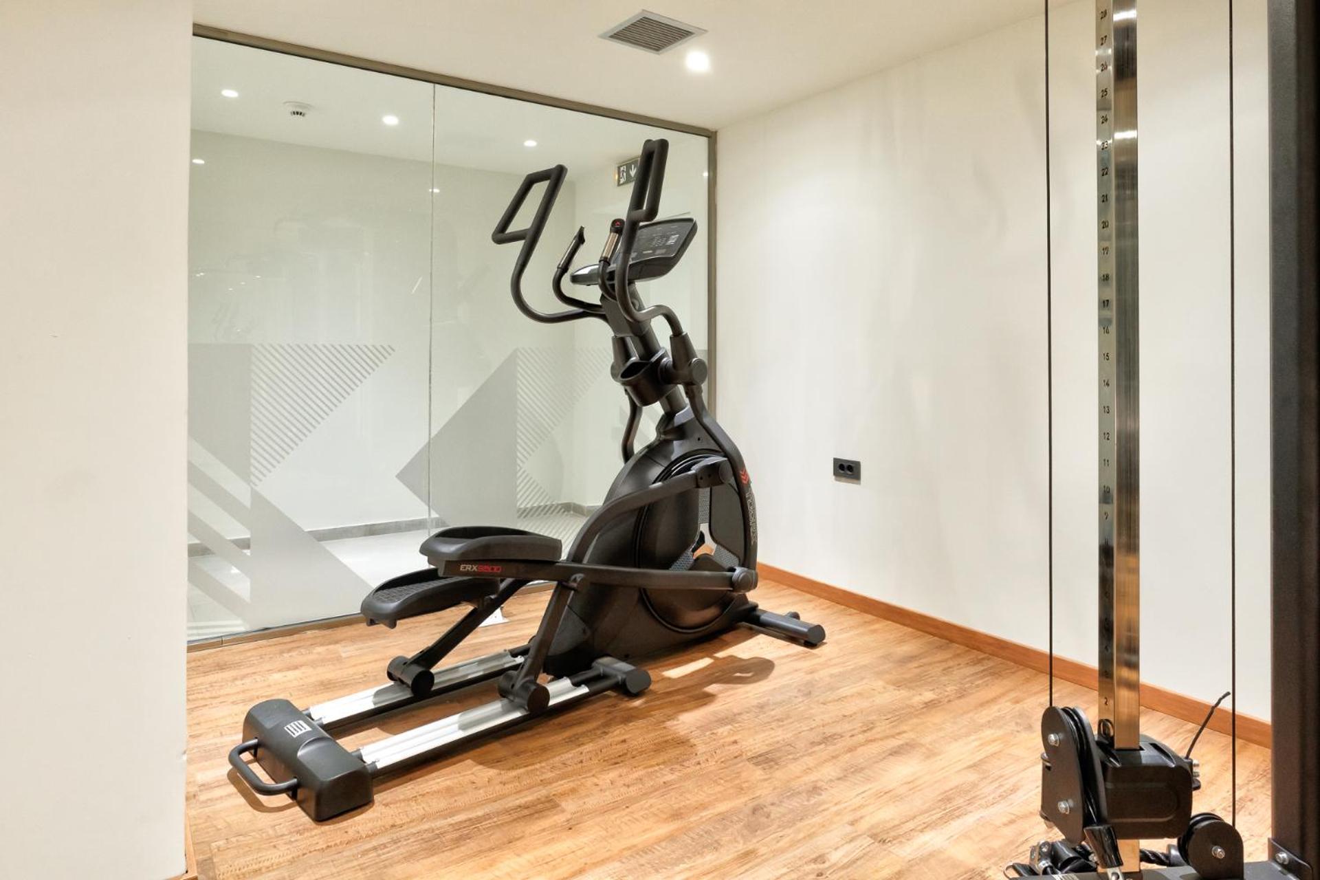 White Olive Elite Laganas Otel Dış mekan fotoğraf
